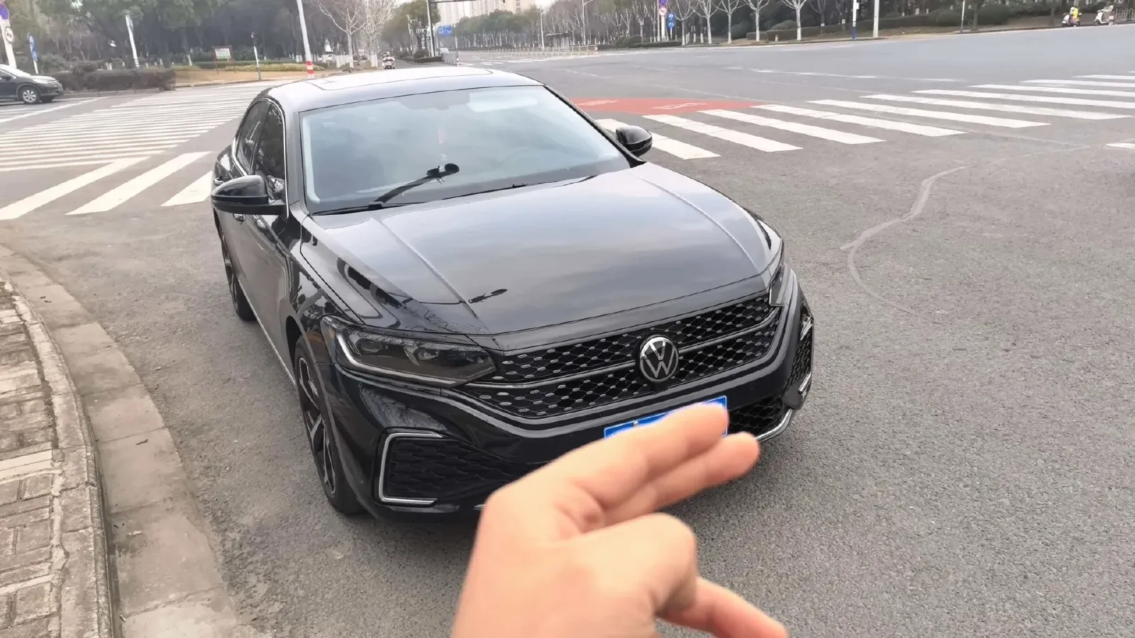 2025 Volkswagen Passat 2.0T 186HP L4 7DCT,autocango,china used car exporter,china ev exporter,chinese used car exporter,chinese used ev exporter