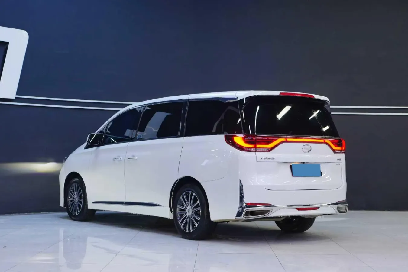 2023 GAC Trumpchi M8 2.0T 252HP L4 8AT,autocango,china used car exporter,china ev exporter,chinese used car exporter,chinese used ev exporter