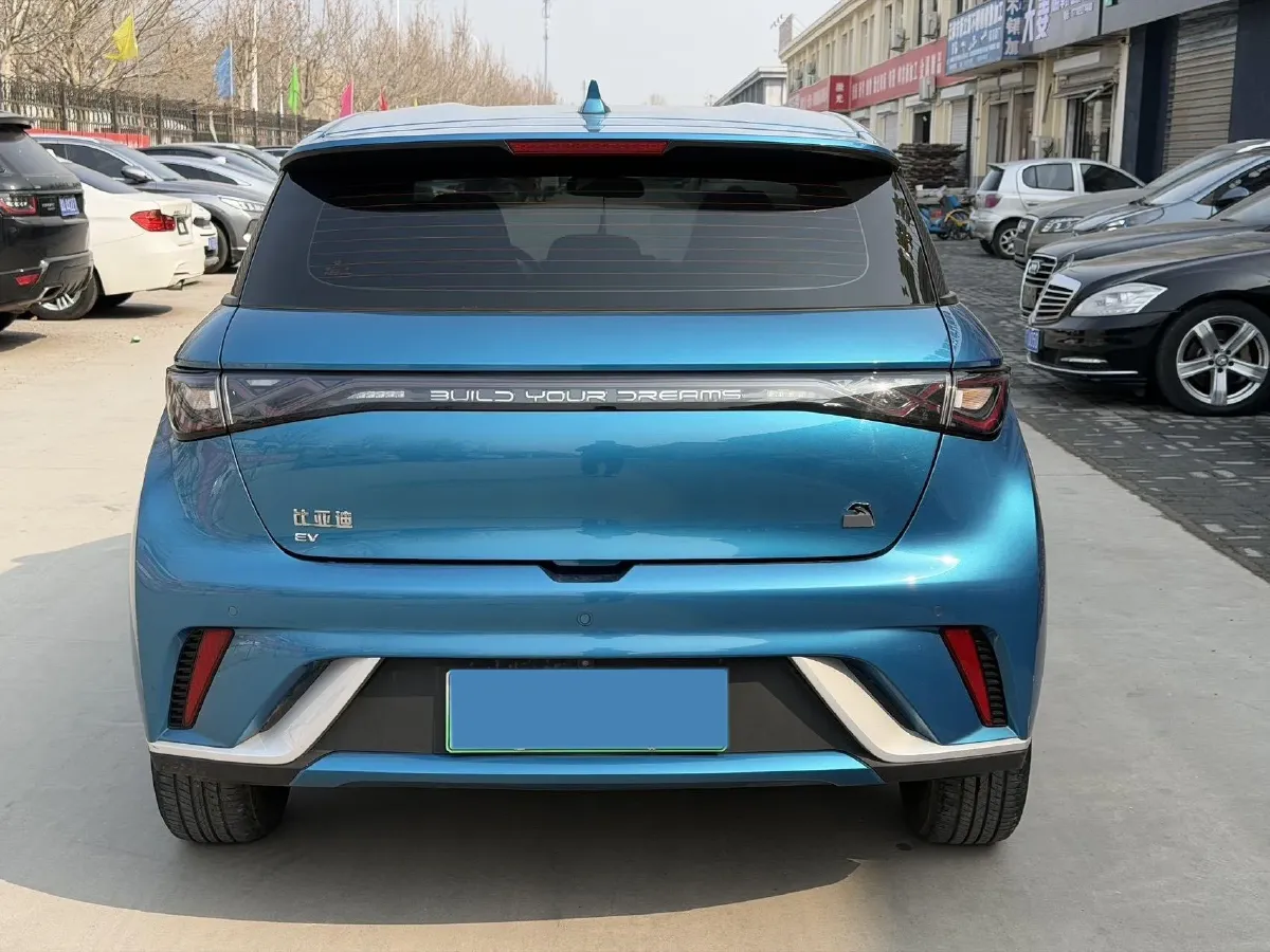 2021 Ford Escort 1.5L 122HP L3 6AT,autocango,china used car exporter,china ev exporter,chinese used car exporter,chinese used ev exporter