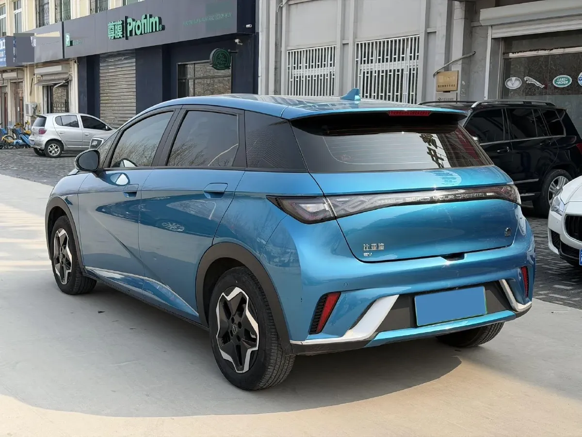 2021 Ford Escort 1.5L 122HP L3 6AT,autocango,china used car exporter,china ev exporter,chinese used car exporter,chinese used ev exporter