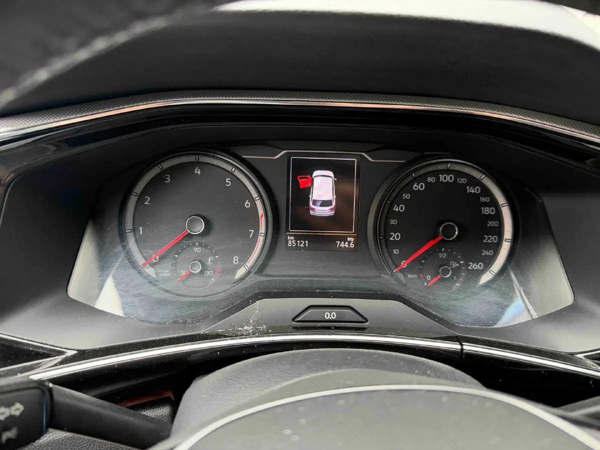 2019 MINI CLUBMAN 1.5T 102HP L3 6AT,autocango,china used car exporter,china ev exporter,chinese used car exporter,chinese used ev exporter