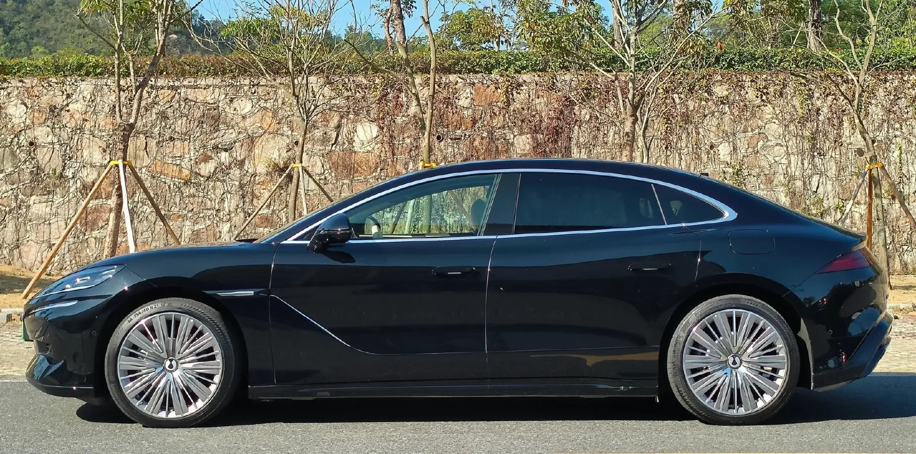 2024 Denza DenzaZ9 2.0T 207HP L4 E-CVT PHEV 38.5KWH,autocango,china used car exporter,china ev exporter,chinese used car exporter,chinese used ev exporter