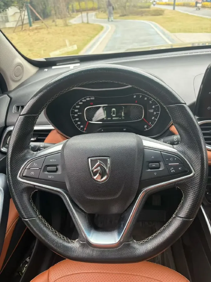 2017 BaoJun 510 1.5L 112HP L4 6MT,autocango,china used car exporter,china ev exporter,chinese used car exporter,chinese used ev exporter