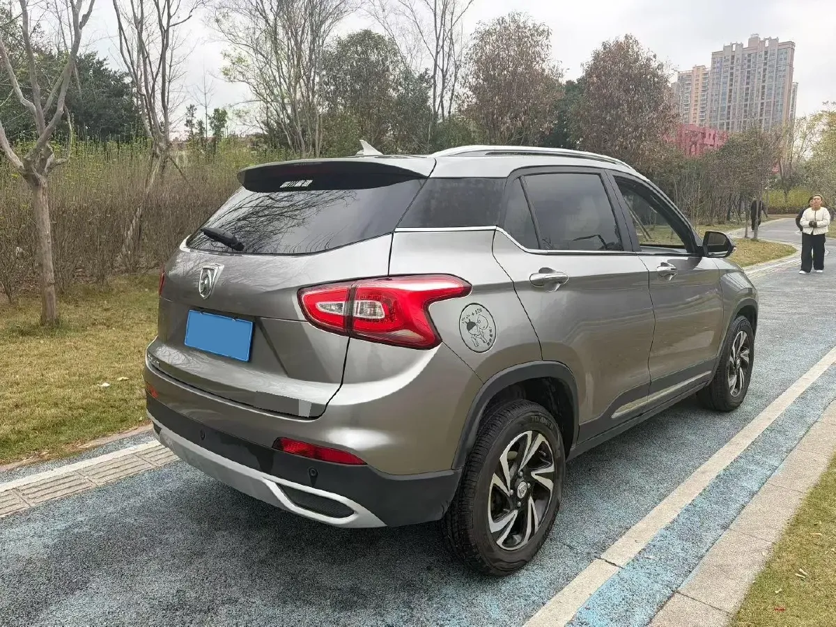 2017 BaoJun 510 1.5L 112HP L4 6MT,autocango,china used car exporter,china ev exporter,chinese used car exporter,chinese used ev exporter