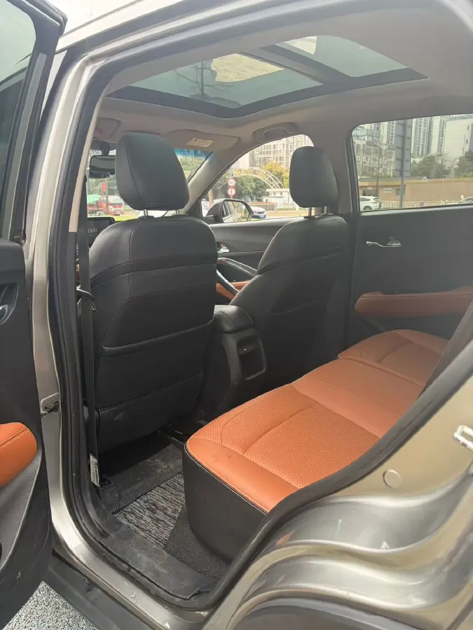 2017 BaoJun 510 1.5L 112HP L4 6MT,autocango,china used car exporter,china ev exporter,chinese used car exporter,chinese used ev exporter