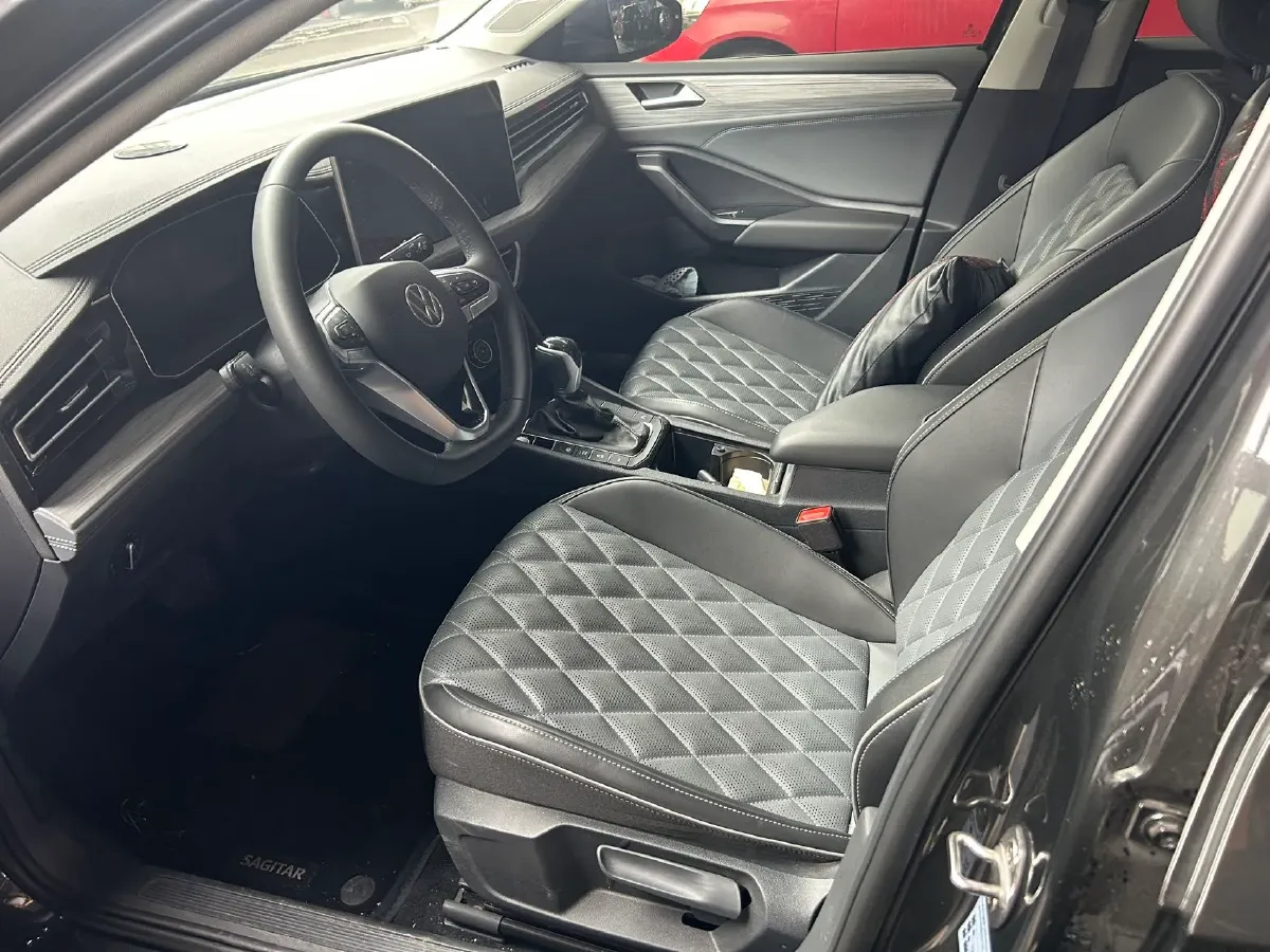 2024 Volkswagen Sagitar 1.5T 160HP L4 7DCT,autocango,china used car exporter,china ev exporter,chinese used car exporter,chinese used ev exporter