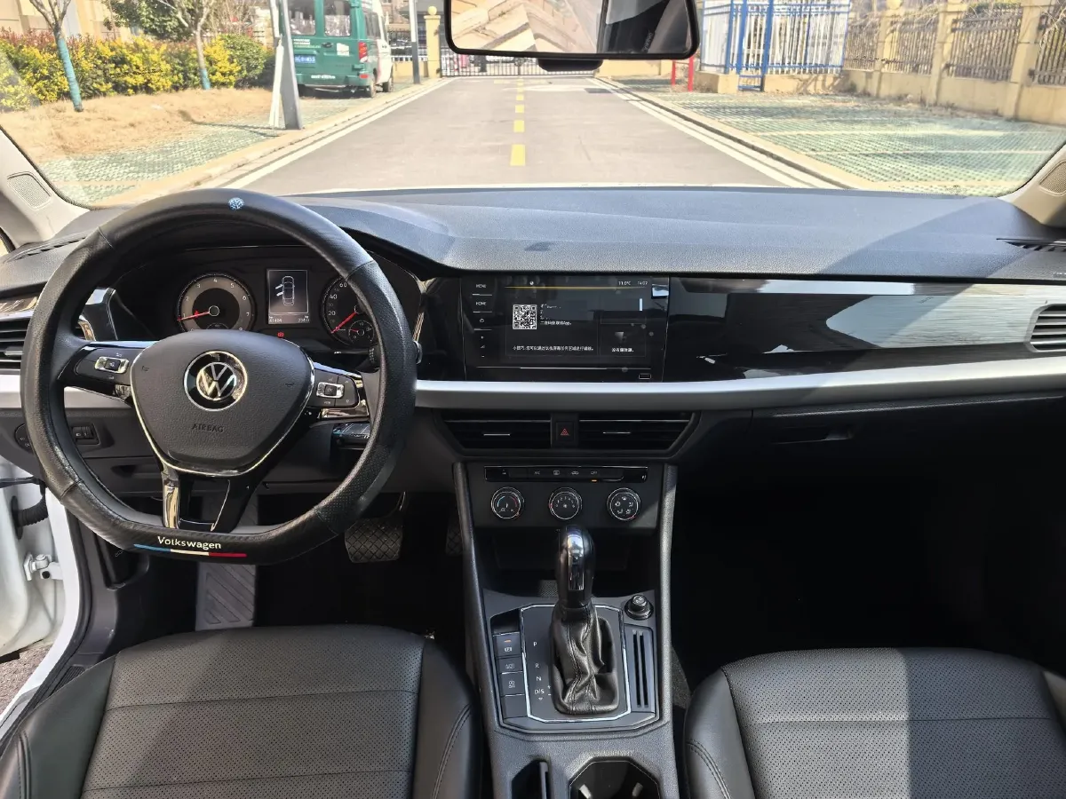 2021 Volkswagen Lavida 1.5L 113HP L4 6AT,autocango,china used car exporter,china ev exporter,chinese used car exporter,chinese used ev exporter