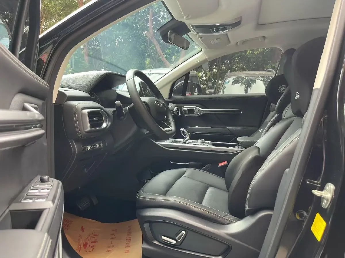 2020 Geely Okavango 1.8T 184HP L4 7DCT,autocango,china used car exporter,china ev exporter,chinese used car exporter,chinese used ev exporter