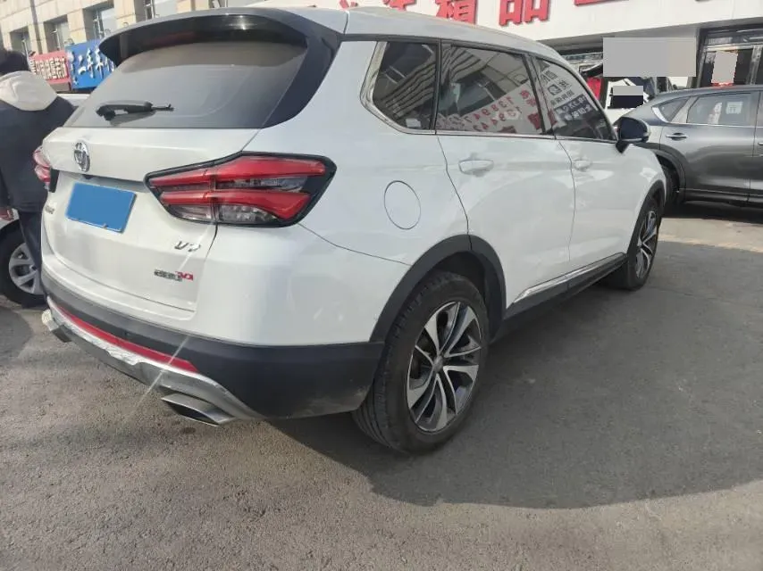 2018 Brilliance Auto V7 1.6T 204HP L4 7DCT,autocango,china used car exporter,china ev exporter,chinese used car exporter,chinese used ev exporter