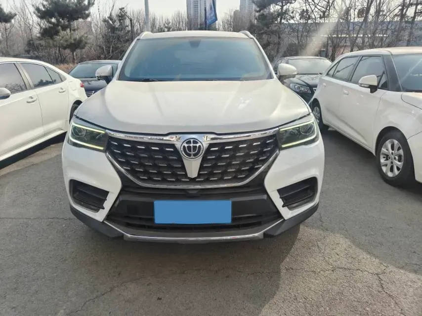 2018 Brilliance Auto V7 1.6T 204HP L4 7DCT,autocango,china used car exporter,china ev exporter,chinese used car exporter,chinese used ev exporter