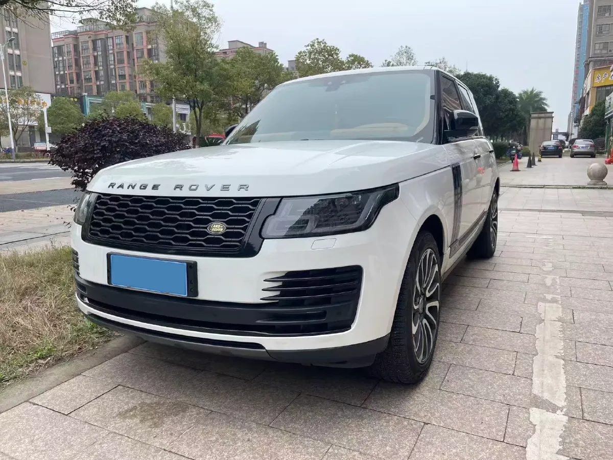 2018 Land Rover Range Rover Evoque 2.0T 241HP L4 9AT,autocango,china used car exporter,china ev exporter,chinese used car exporter,chinese used ev exporter