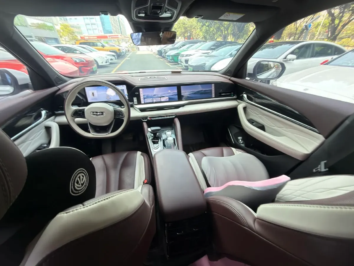 2021 Geely Monjaro 2.0T 218HP L4 7DCT,autocango,china used car exporter,china ev exporter,chinese used car exporter,chinese used ev exporter