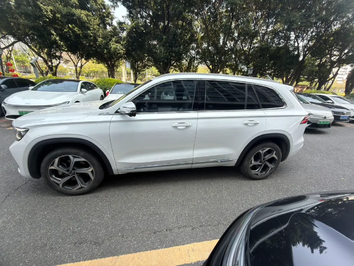 2021 Geely Monjaro 2.0T 218HP L4 7DCT,autocango,china used car exporter,china ev exporter,chinese used car exporter,chinese used ev exporter