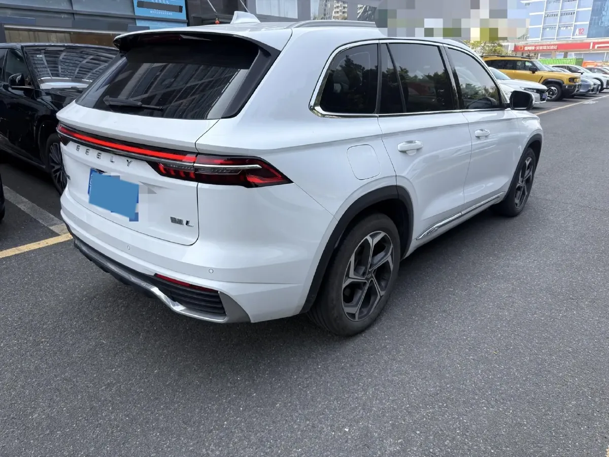 2021 Geely Monjaro 2.0T 218HP L4 7DCT,autocango,china used car exporter,china ev exporter,chinese used car exporter,chinese used ev exporter