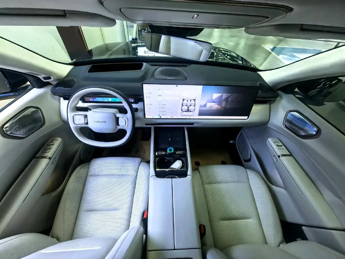 2025 LYNK&CO 900 2.0T 254HP L4 3DHT PHEV,autocango,china used car exporter,china ev exporter,chinese used car exporter,chinese used ev exporter