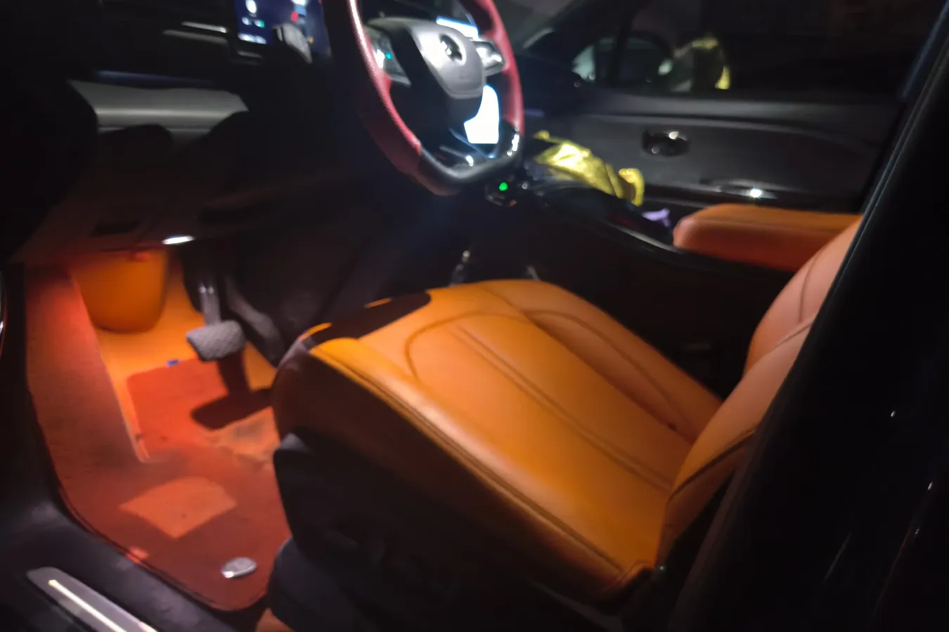 2020 NIO ES6 BEV 100KWH,autocango,china used car exporter,china ev exporter,chinese used car exporter,chinese used ev exporter