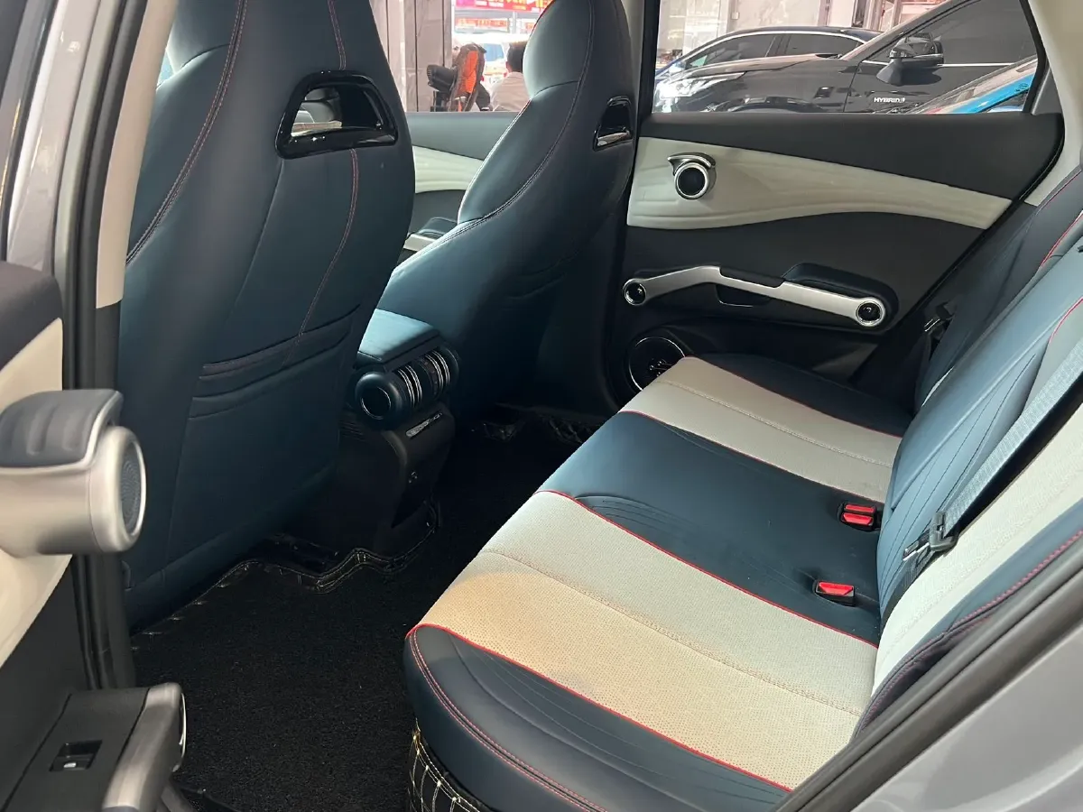 2022 Hycan Z03 BEV 64.23KWH,autocango,china used car exporter,china ev exporter,chinese used car exporter,chinese used ev exporter