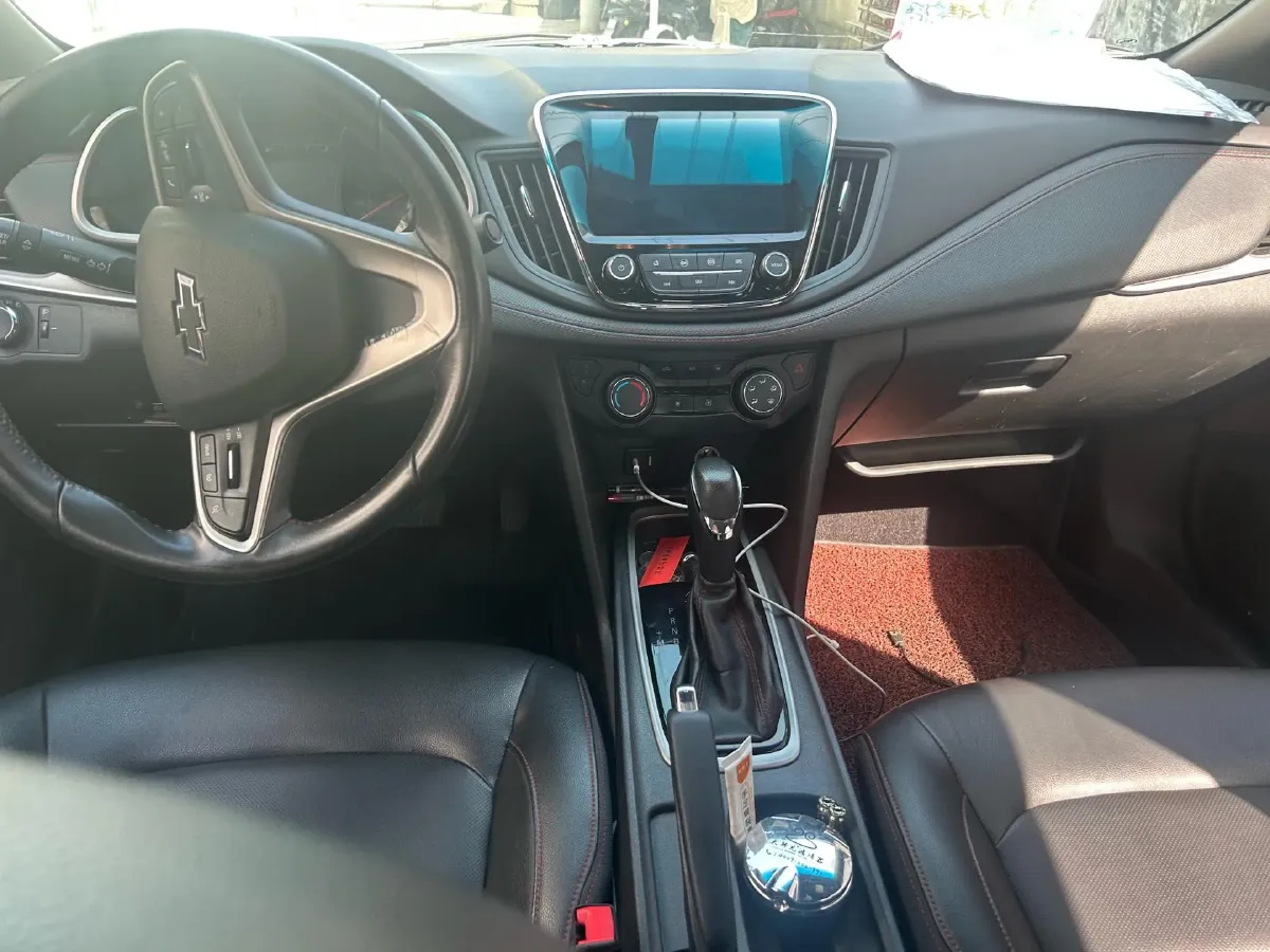 2020 Chevrolet Monza 1.3T 163HP L3 6AT,autocango,china used car exporter,china ev exporter,chinese used car exporter,chinese used ev exporter