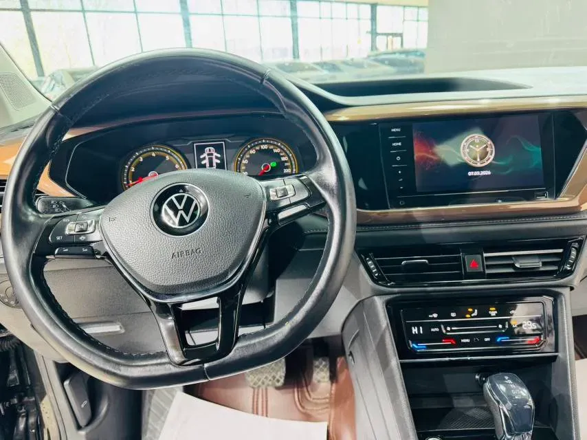 2021 Volkswagen Tharu 1.4T 150HP L4 7DCT,autocango,china used car exporter,china ev exporter,chinese used car exporter,chinese used ev exporter