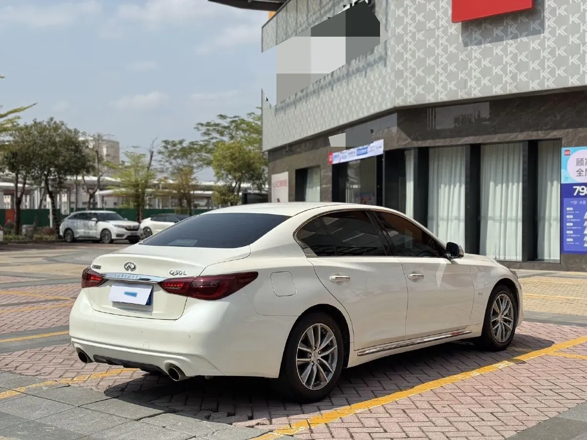 2022 Infiniti Q50L 2.0T 211HP L4 7AT,autocango,china used car exporter,china ev exporter,chinese used car exporter,chinese used ev exporter
