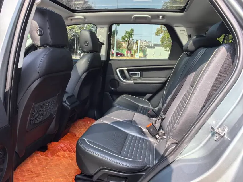 2019 Land Rover Discovery Sport 2.0T 241HP L4 9AT,autocango,china used car exporter,china ev exporter,chinese used car exporter,chinese used ev exporter