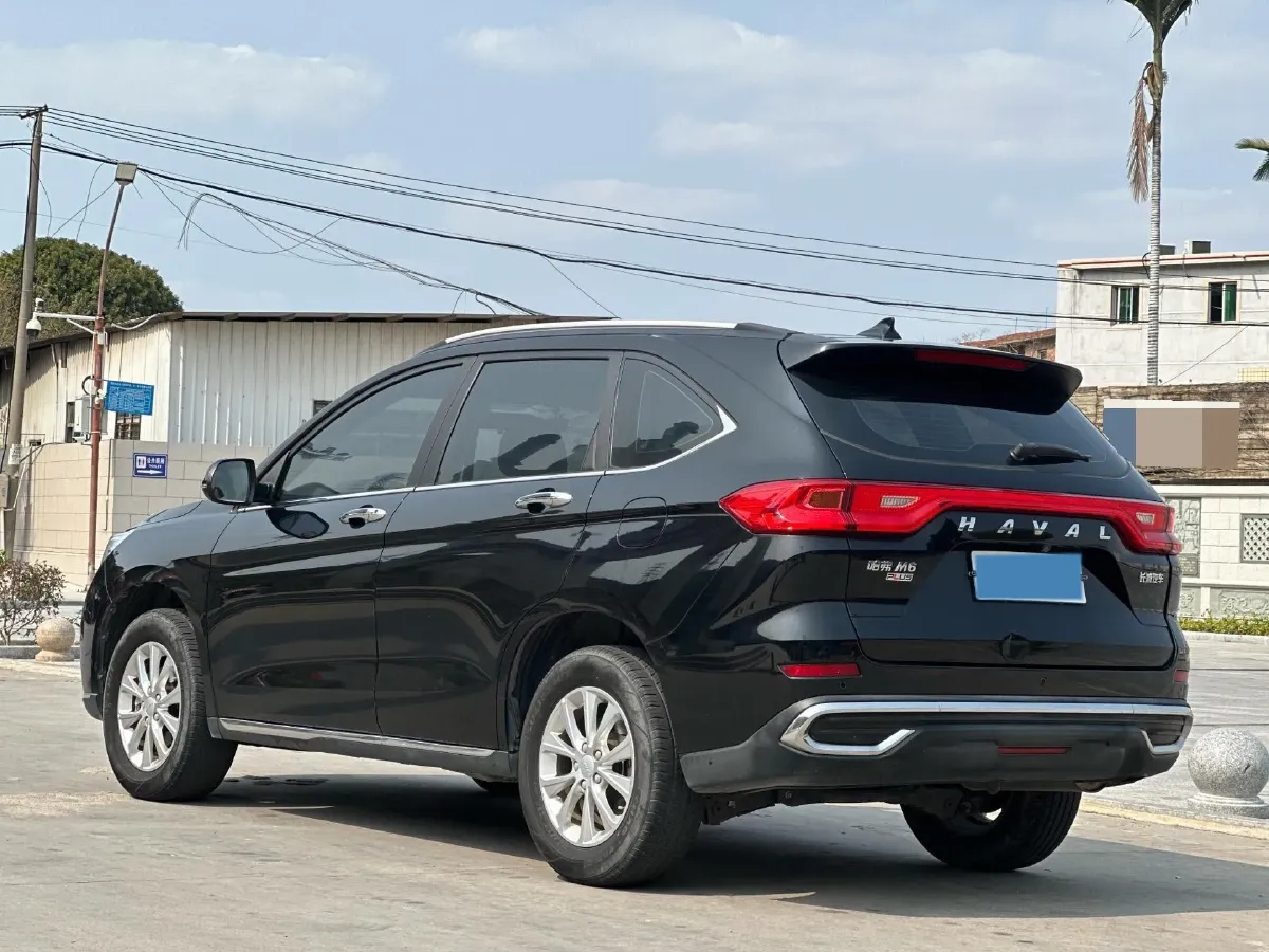 2021 Haval M6 1.5T 150HP L4 7DCT,autocango,china used car exporter,china ev exporter,chinese used car exporter,chinese used ev exporter
