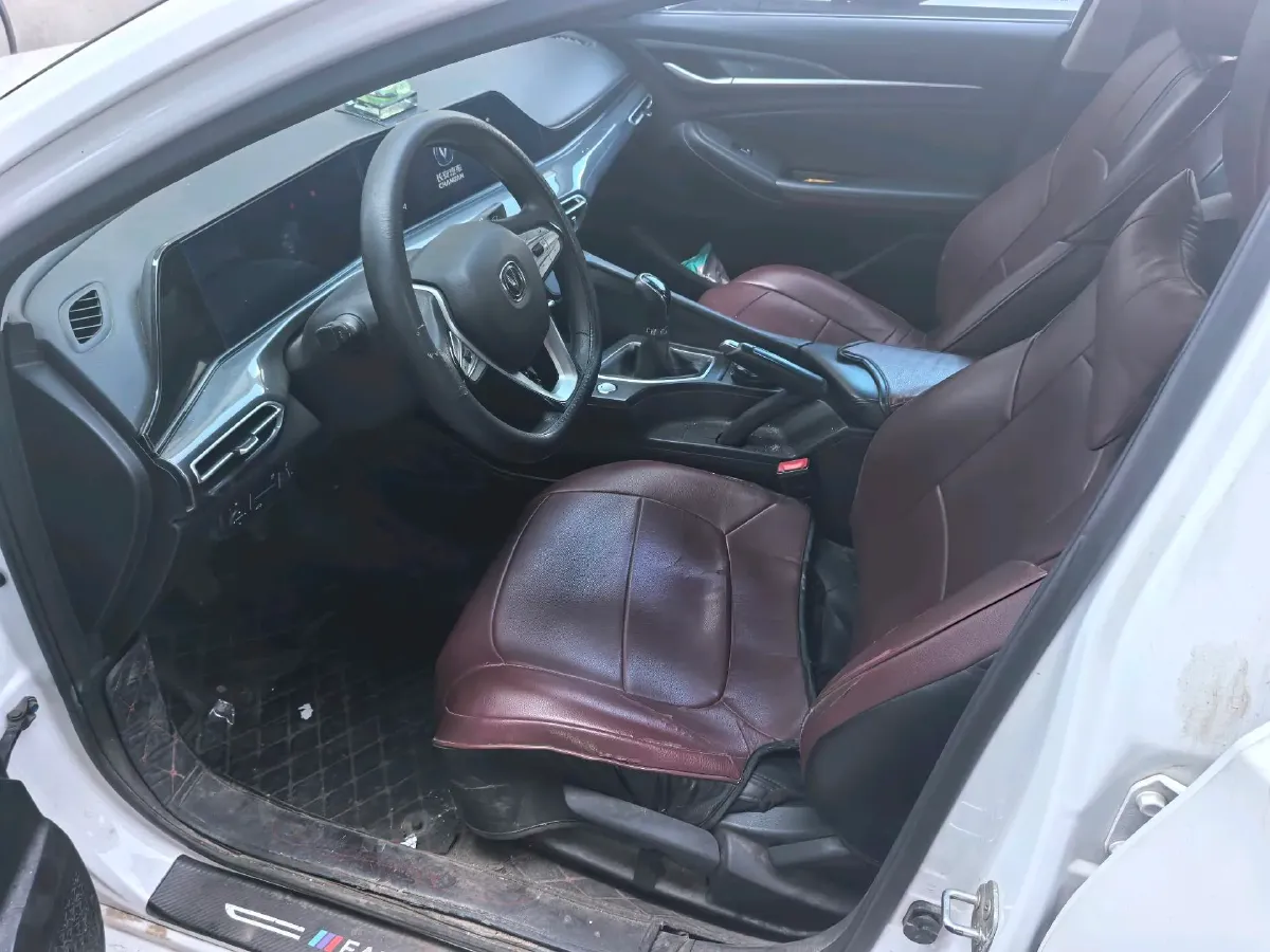 2020 ChangAn Eado 1.6L 128HP L4 5MT,autocango,china used car exporter,china ev exporter,chinese used car exporter,chinese used ev exporter