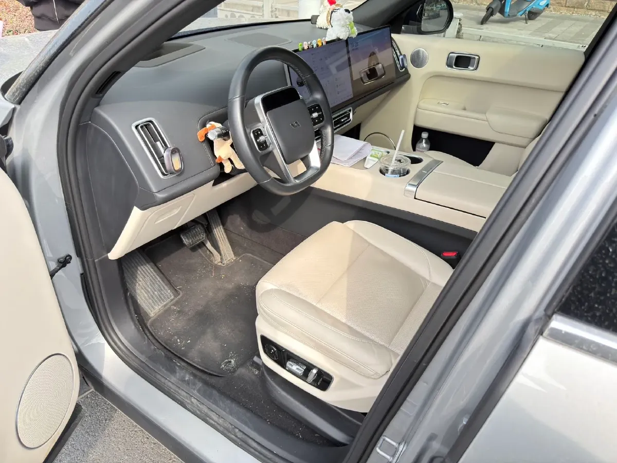 2023 Li L7 Range Extended 154HP REEV 40.9KWH,autocango,china used car exporter,china ev exporter,chinese used car exporter,chinese used ev exporter