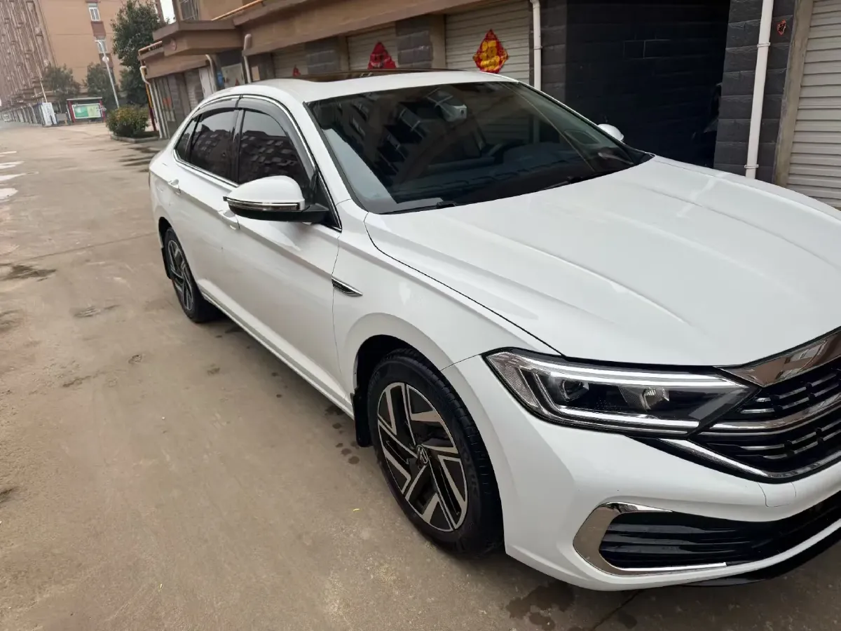 2025 Volkswagen Sagitar 1.5T 160HP L4 7DCT,autocango,china used car exporter,china ev exporter,chinese used car exporter,chinese used ev exporter