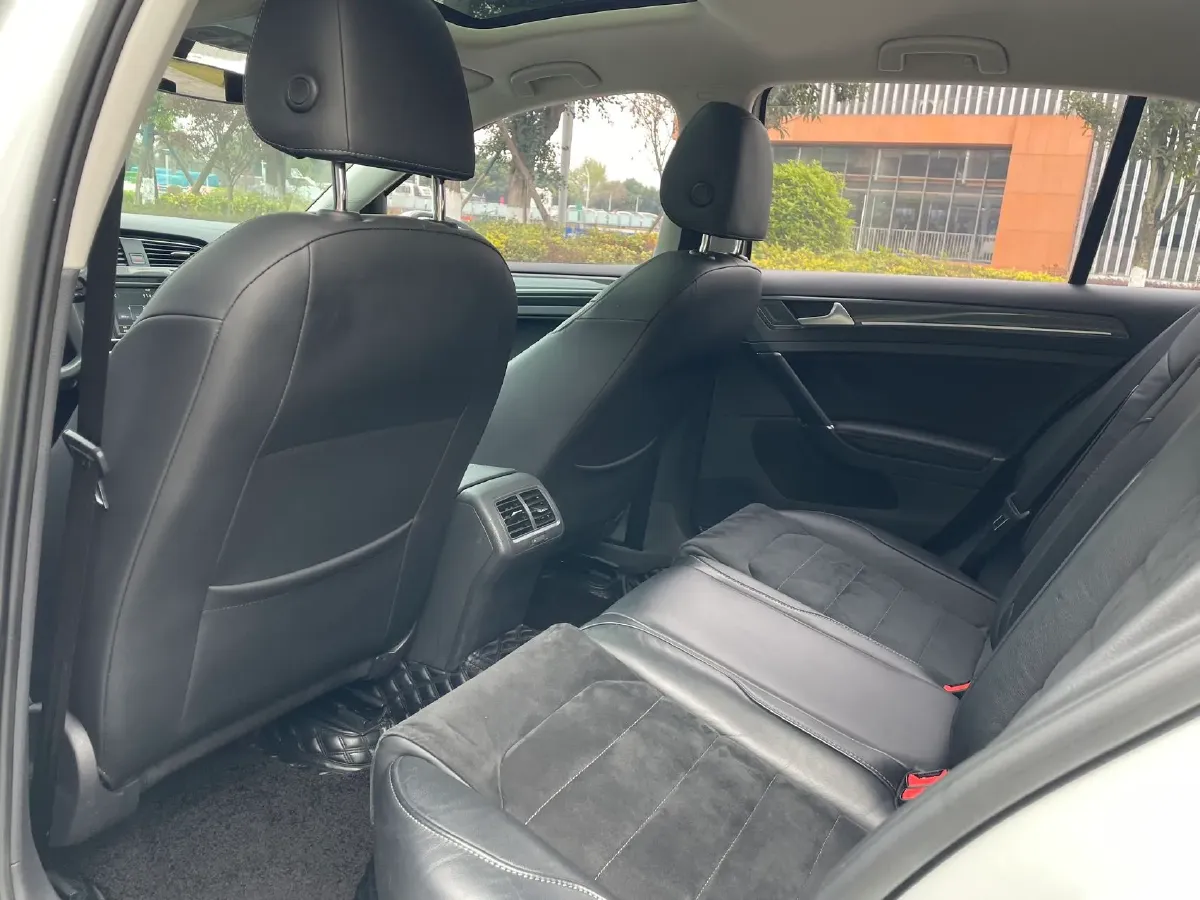 2018 Volkswagen Golf 1.4T 131HP L4 7DCT,autocango,china used car exporter,china ev exporter,chinese used car exporter,chinese used ev exporter