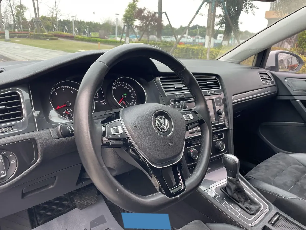 2018 Volkswagen Golf 1.4T 131HP L4 7DCT,autocango,china used car exporter,china ev exporter,chinese used car exporter,chinese used ev exporter