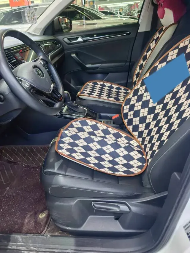 2020 Volkswagen T-Roc 1.4T 150HP L4 7DCT,autocango,china used car exporter,china ev exporter,chinese used car exporter,chinese used ev exporter