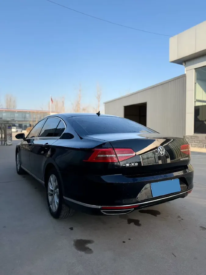 2019 Volkswagen Magotan 2.0T 186HP L4 7DCT,autocango,china used car exporter,china ev exporter,chinese used car exporter,chinese used ev exporter
