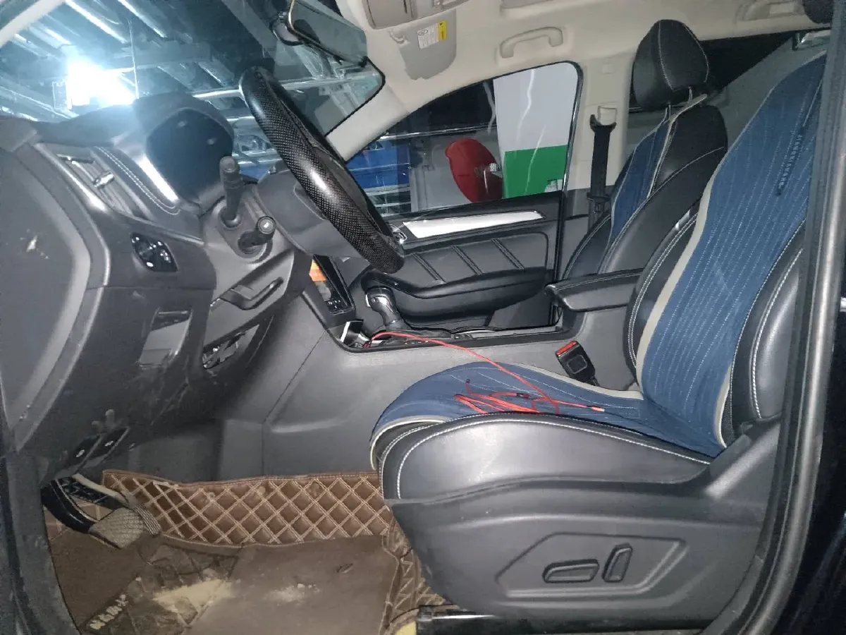 2019 Roewe i6 1.5T 169HP L4 7DCT,autocango,china used car exporter,china ev exporter,chinese used car exporter,chinese used ev exporter