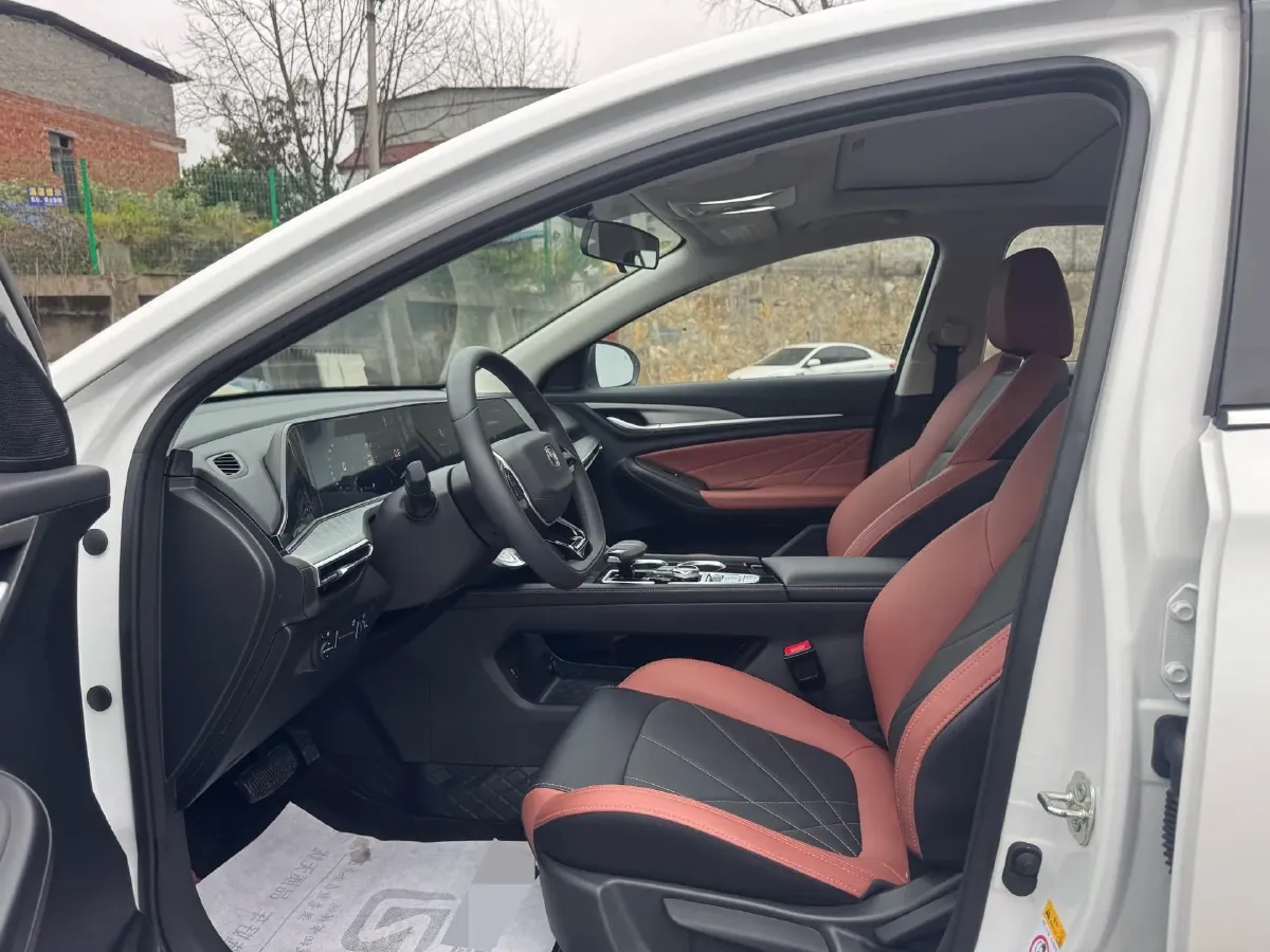 2022 ChangAn Eado 1.4T 160HP L4 7DCT,autocango,china used car exporter,china ev exporter,chinese used car exporter,chinese used ev exporter