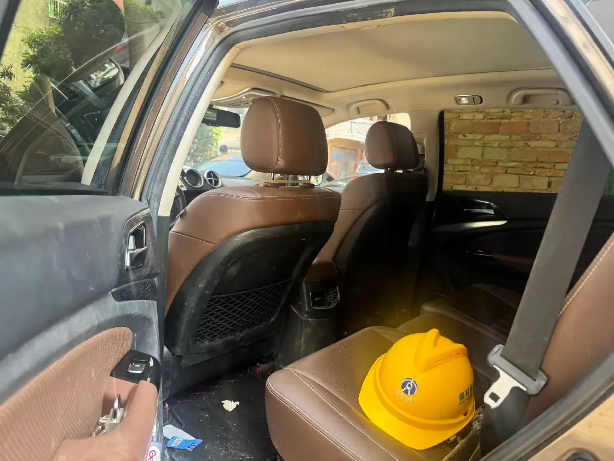 2017 BYD Tang 2.0T 205HP L4 6DCT PHEV,autocango,china used car exporter,china ev exporter,chinese used car exporter,chinese used ev exporter