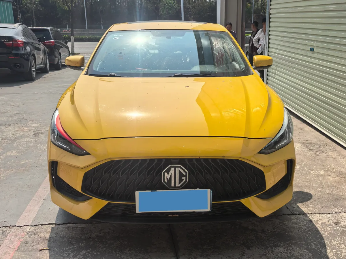 2021 MG 5 1.5L 120HP L4 5MT,autocango,china used car exporter,china ev exporter,chinese used car exporter,chinese used ev exporter