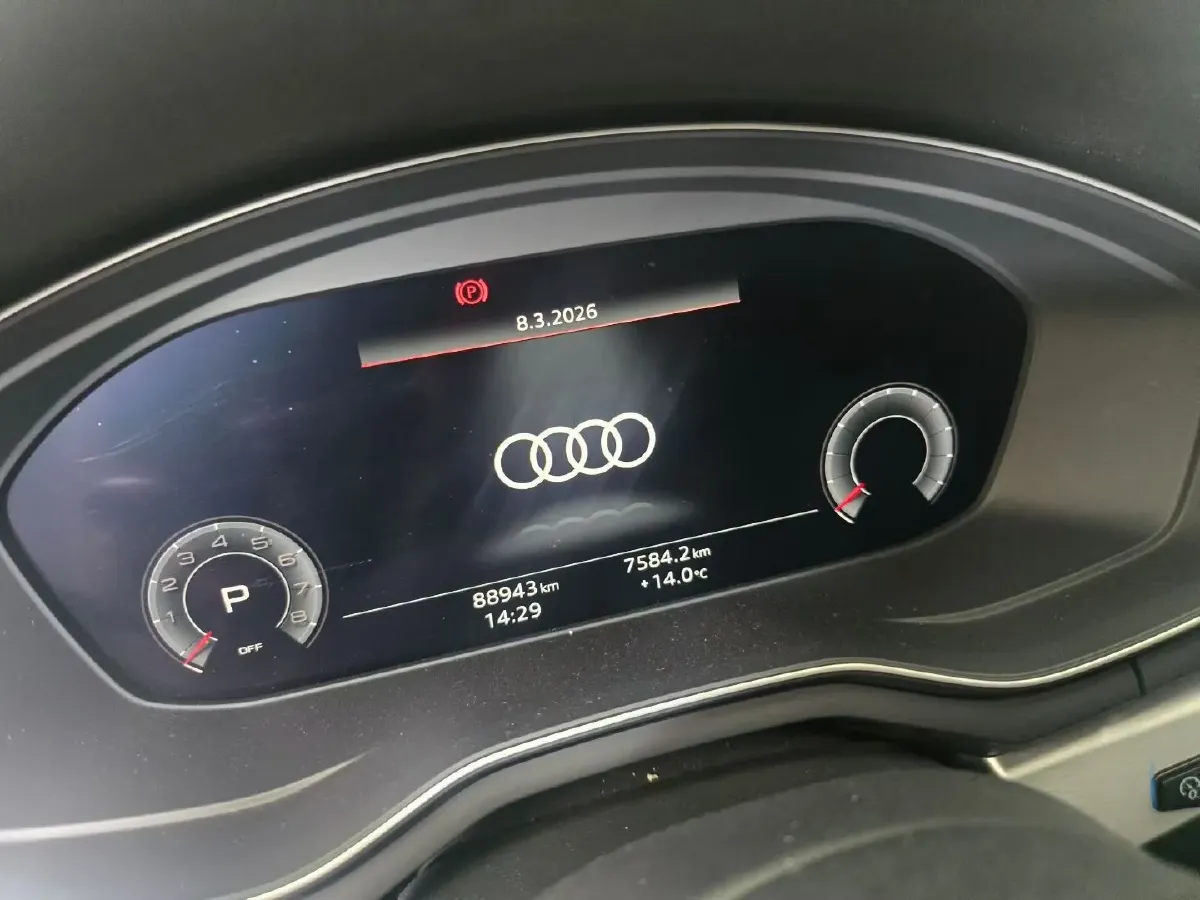 2020 Audi A4L 2.0T 190HP L4 7DCT,autocango,china used car exporter,china ev exporter,chinese used car exporter,chinese used ev exporter