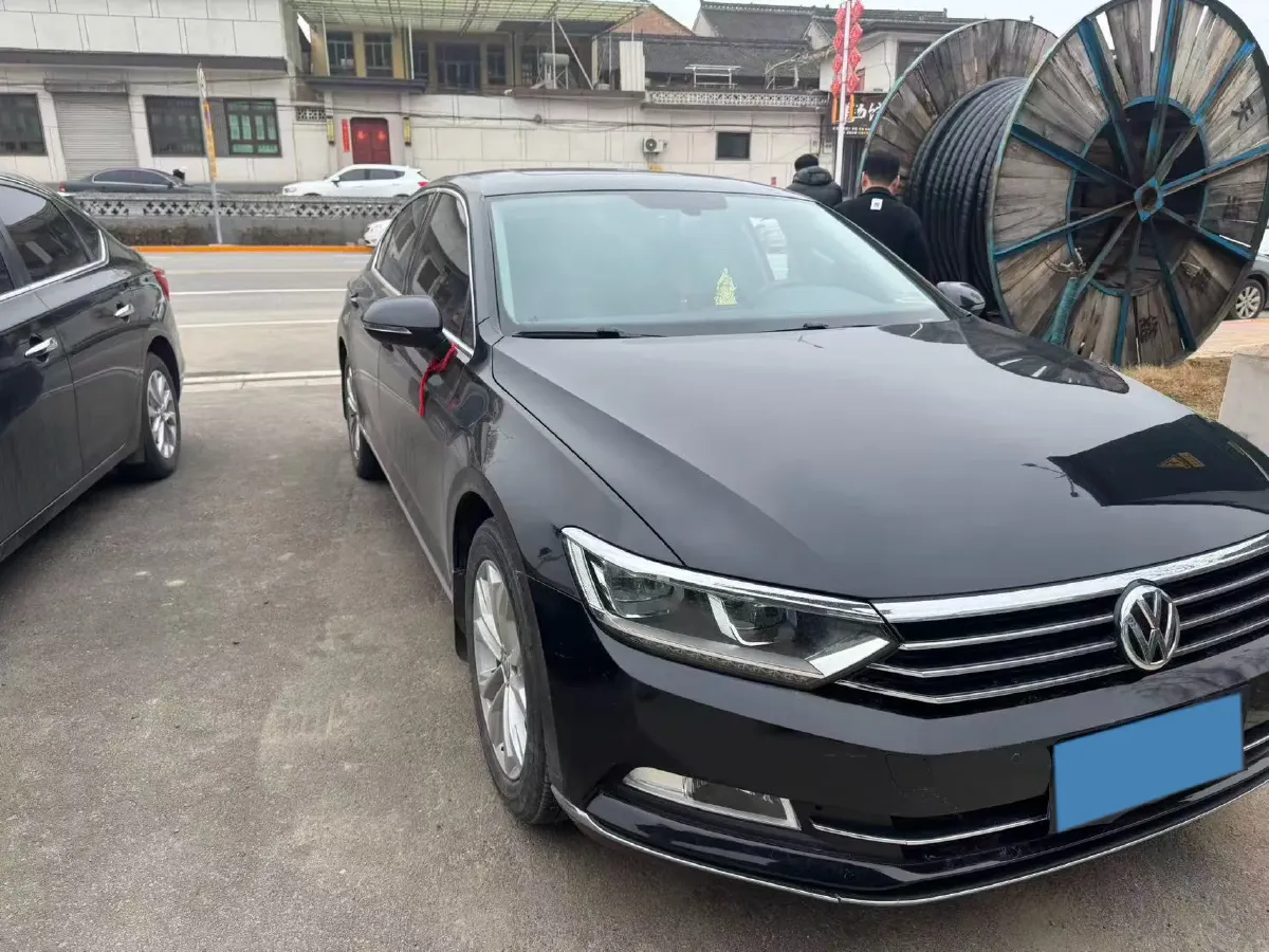 2019 Volkswagen Magotan 2.0T 186HP L4 7DCT,autocango,china used car exporter,china ev exporter,chinese used car exporter,chinese used ev exporter