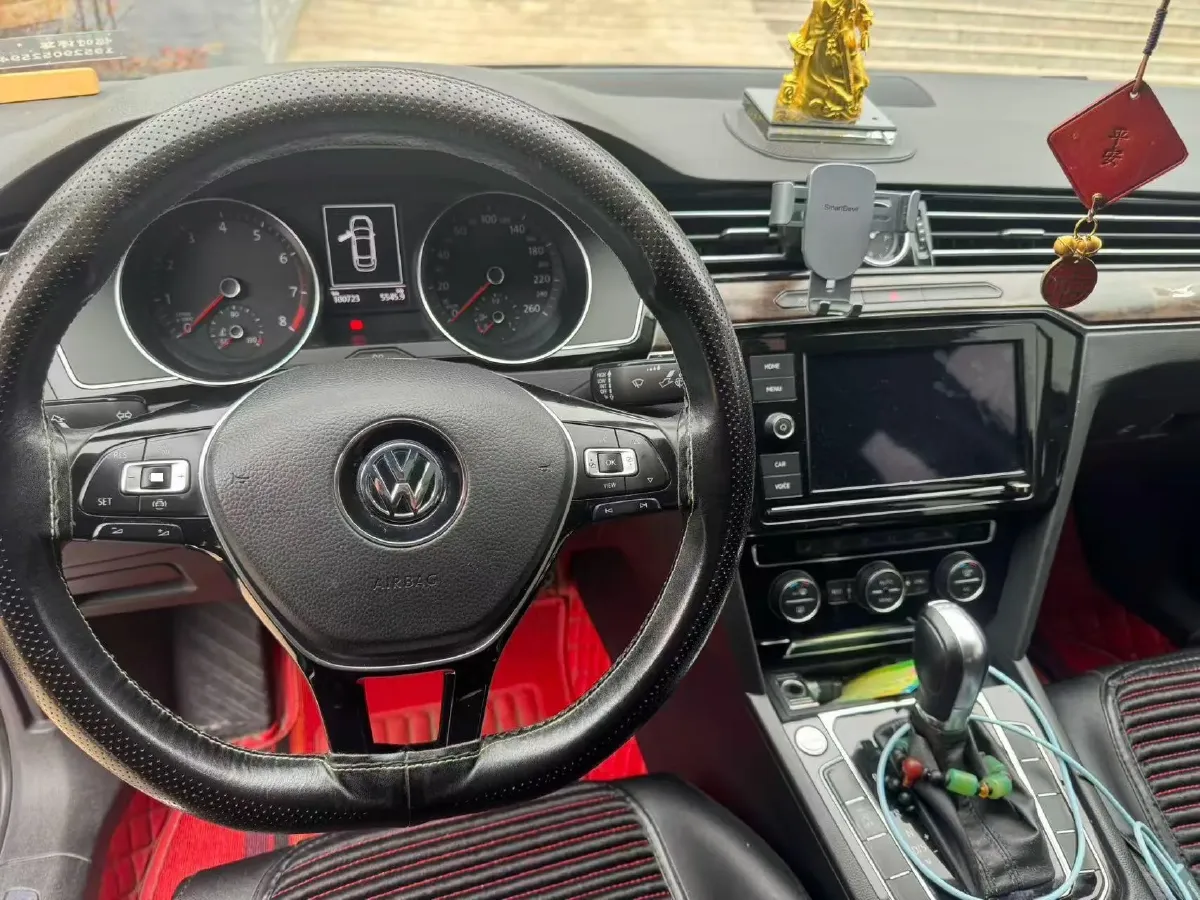 2019 Volkswagen Magotan 2.0T 186HP L4 7DCT,autocango,china used car exporter,china ev exporter,chinese used car exporter,chinese used ev exporter