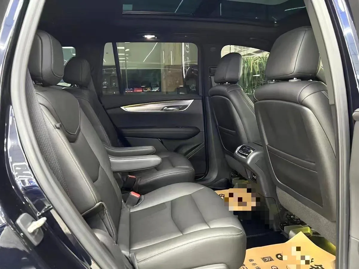 2020 Cadillac XT6 2.0T 237HP L4 9AT,autocango,china used car exporter,china ev exporter,chinese used car exporter,chinese used ev exporter