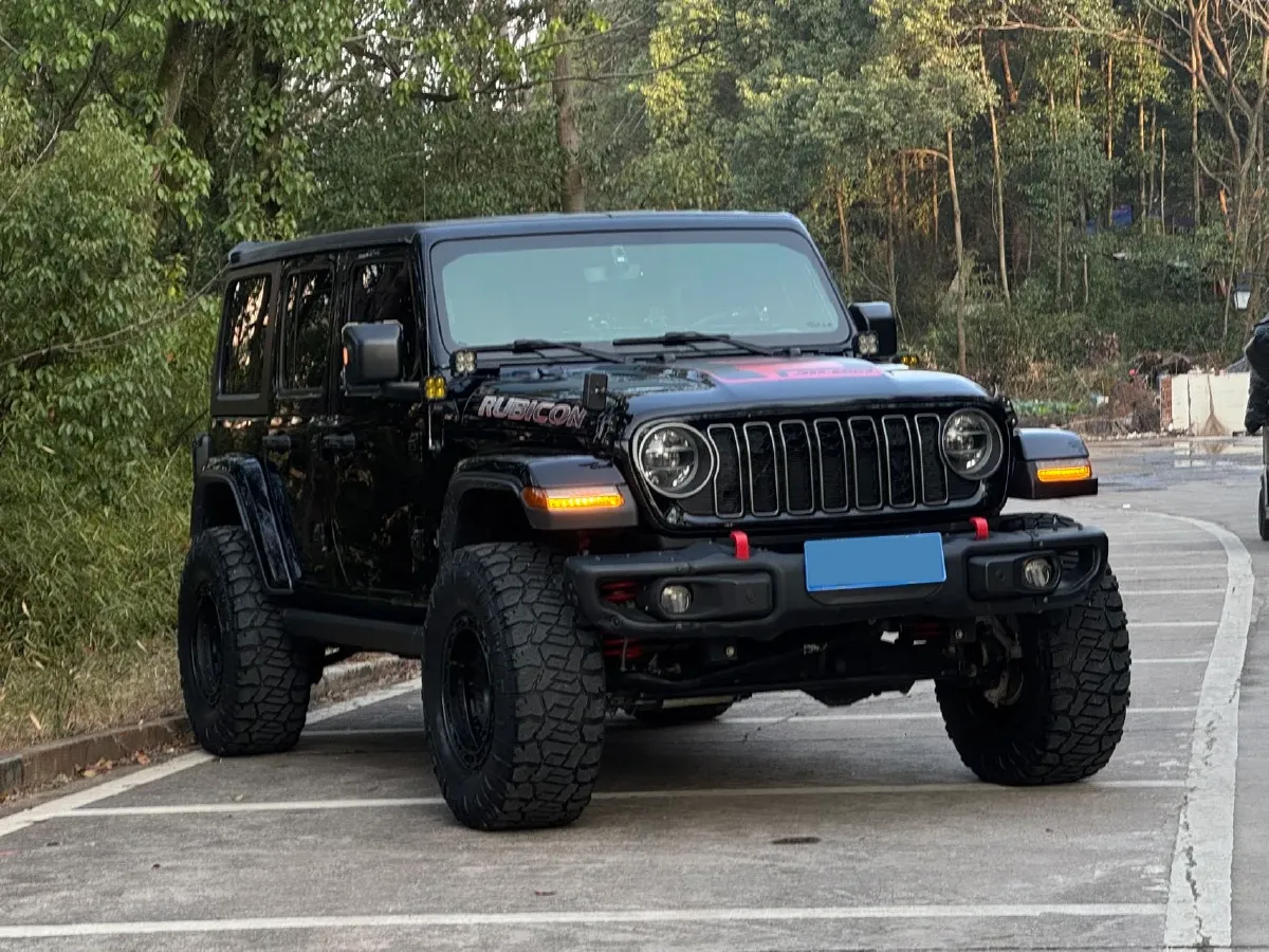 2018 Jeep Wrangler 2.0T 266HP L4 8AT,autocango,china used car exporter,china ev exporter,chinese used car exporter,chinese used ev exporter