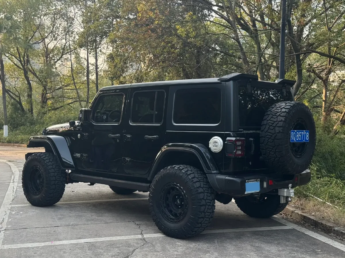 2018 Jeep Wrangler 2.0T 266HP L4 8AT,autocango,china used car exporter,china ev exporter,chinese used car exporter,chinese used ev exporter