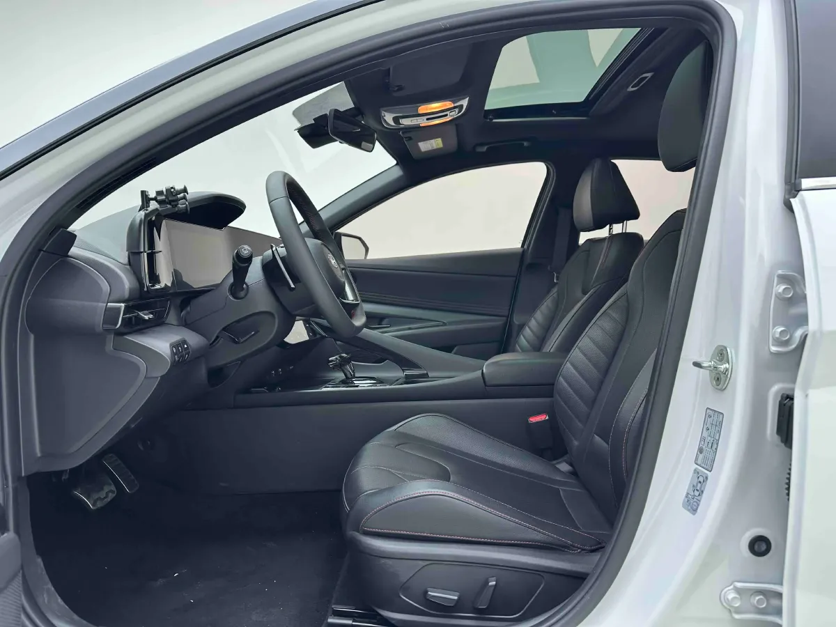 2021 Hyundai Elantra 1.4T 140HP L4 7DCT,autocango,china used car exporter,china ev exporter,chinese used car exporter,chinese used ev exporter