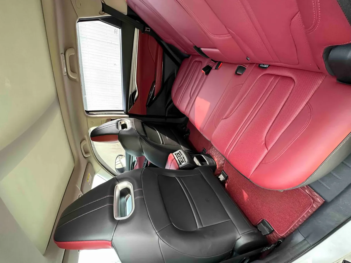 2022 ChangAn CS75 Plus 2.0T 233HP L4 8AT,autocango,china used car exporter,china ev exporter,chinese used car exporter,chinese used ev exporter