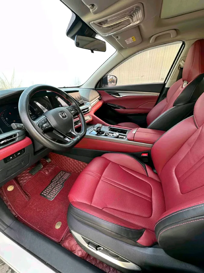 2022 ChangAn CS75 Plus 2.0T 233HP L4 8AT,autocango,china used car exporter,china ev exporter,chinese used car exporter,chinese used ev exporter