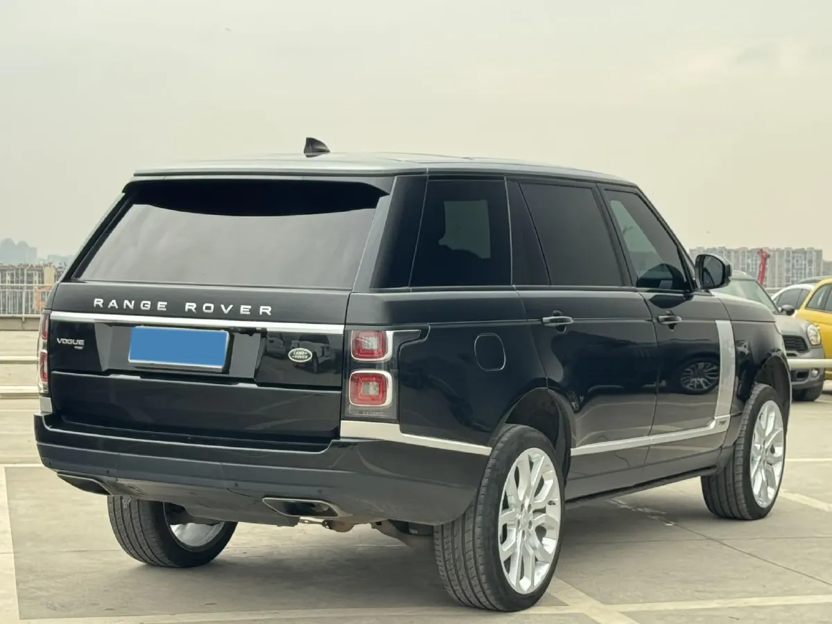 2022 Land Rover Range Rover 3.0T 400HP L6 8AT,autocango,china used car exporter,china ev exporter,chinese used car exporter,chinese used ev exporter