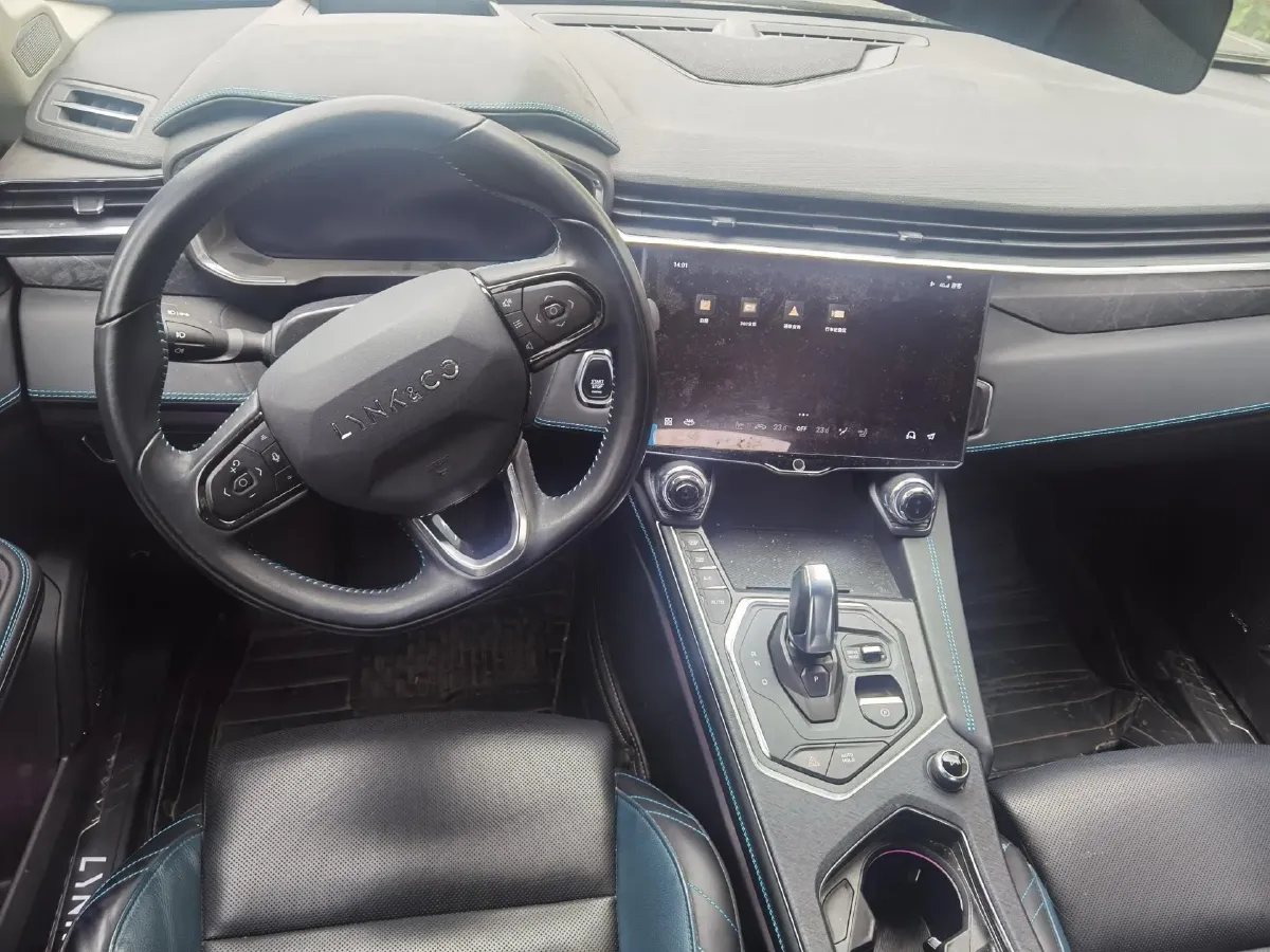 2022 LYNK&CO 05 2.0T 254HP L4 8AT,autocango,china used car exporter,china ev exporter,chinese used car exporter,chinese used ev exporter