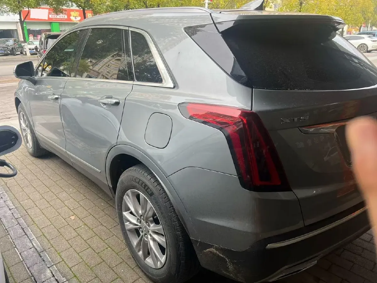 2022 Cadillac XT5 2.0T 237HP L4 9AT,autocango,china used car exporter,china ev exporter,chinese used car exporter,chinese used ev exporter