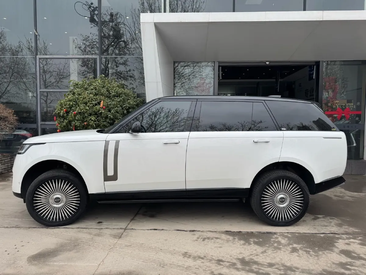 2024 Land Rover Range Rover 3.0T 400HP L6 8AT,autocango,china used car exporter,china ev exporter,chinese used car exporter,chinese used ev exporter
